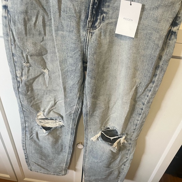 Hidden Bailey Highrise Boyfriend Distressed Jean - Picture 3 of 6